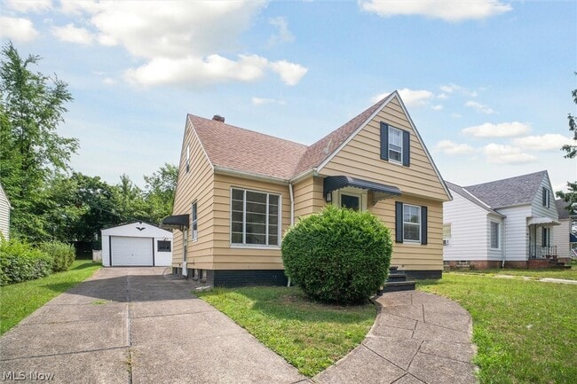 Building Photo - 5359 West Blvd