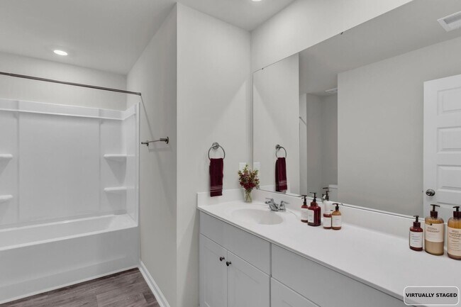 Building Photo - ***MOVE-IN SPECIAL*** $500 OFF OF YOUR FIR...