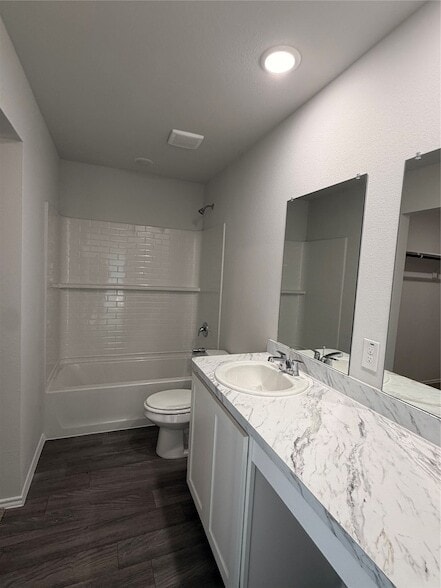 Building Photo - 126 Levi Dr