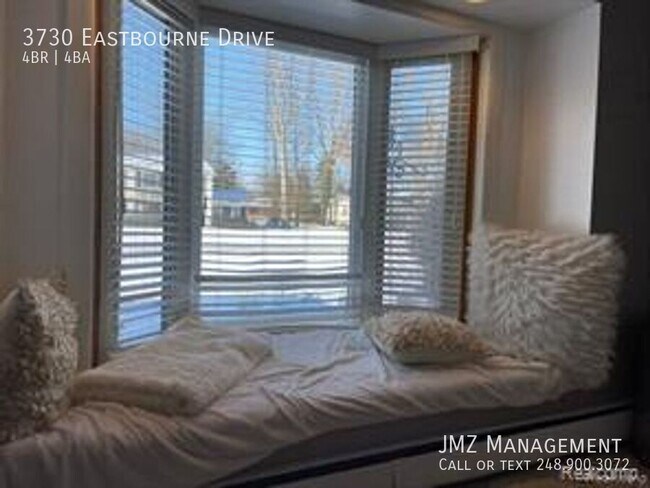 Building Photo - 3730 Eastbourne Dr