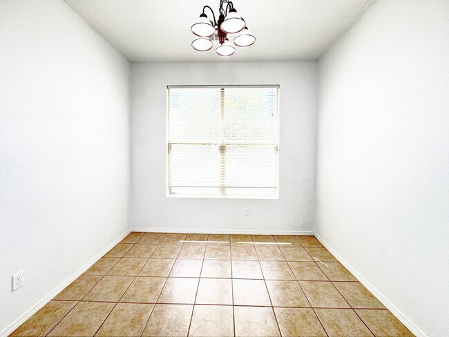 Building Photo - Stunning Cabezon Area Home!