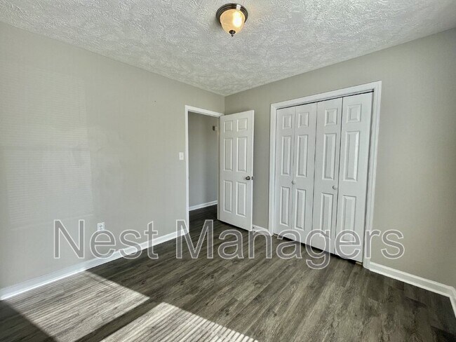 Building Photo - 184 Brandywood Ct