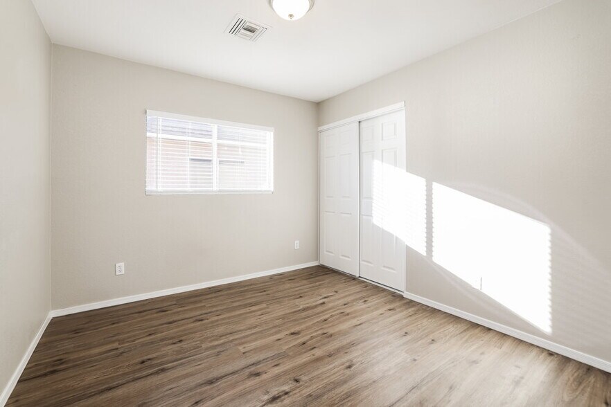 Building Photo - 5243 S Via Laguna Blanca