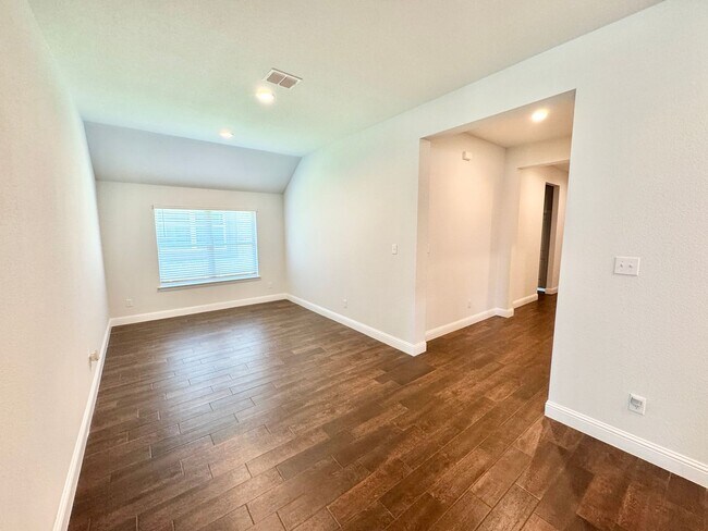 Building Photo - Argyle ISD! 3 Bed 2 Bath Home in PERFECT Location