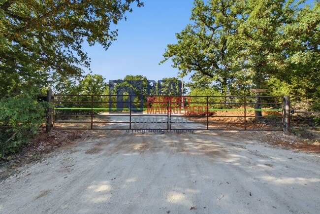 Building Photo - 14250 Co Rd 209