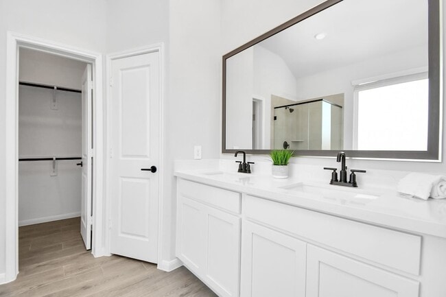 Building Photo - 19807 Palomino Pr Trl