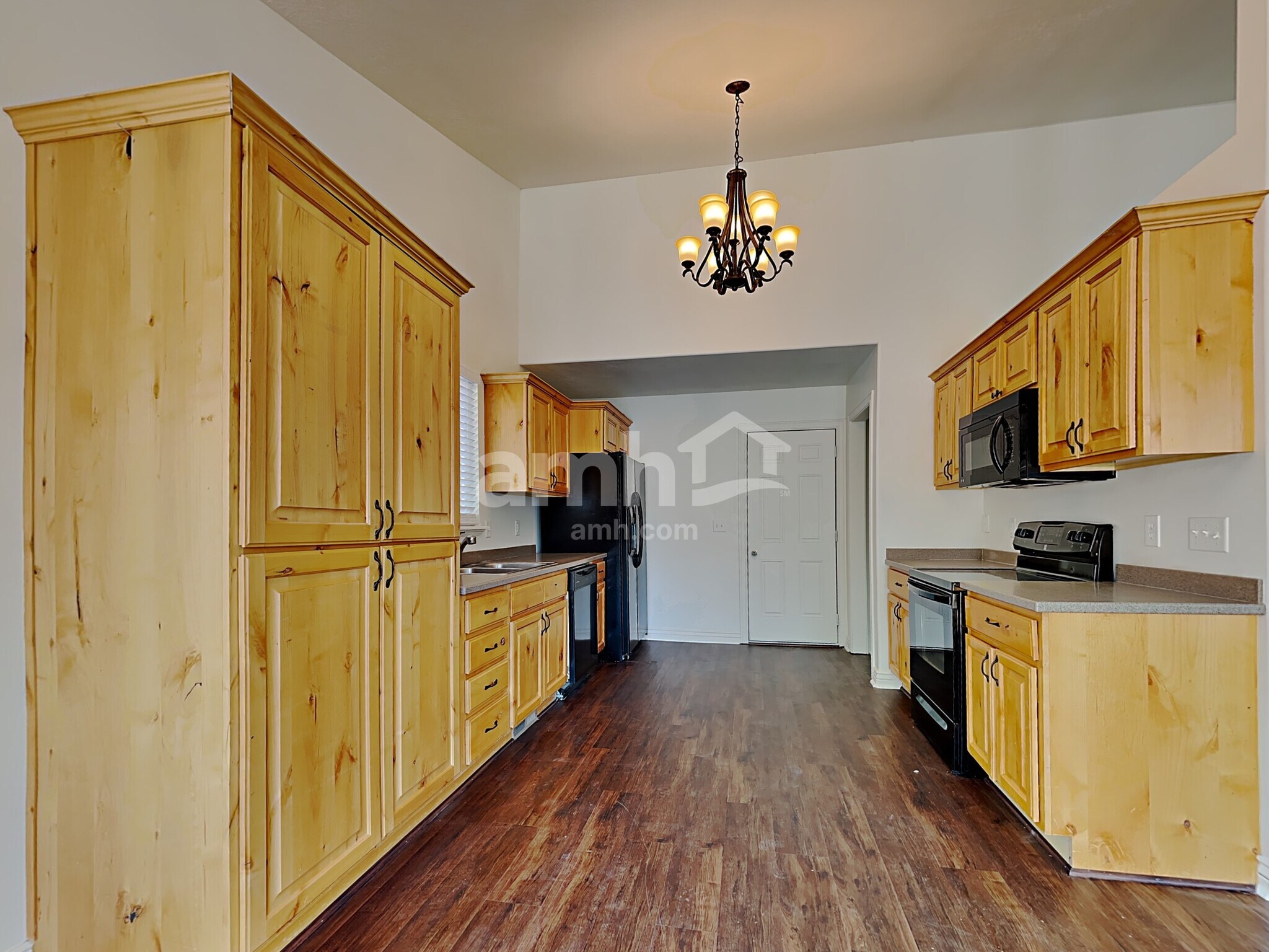 Building Photo - 3672 Nairn Dr