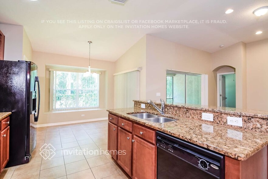 Building Photo - 6609 Bluff Meadow Ct