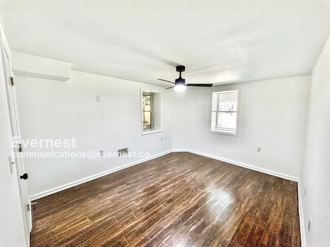 Building Photo - 1391 N Druid Hills Rd NE