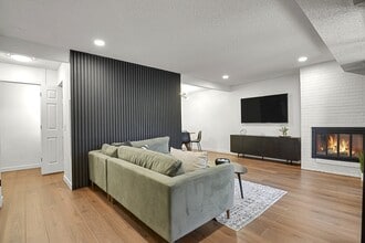 Building Photo - 7995 E Mississippi Ave