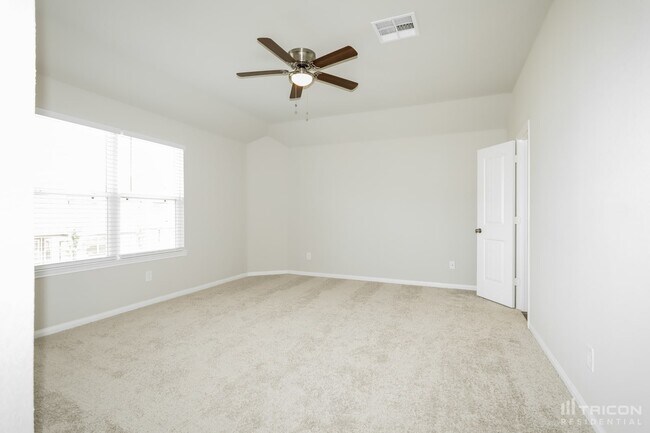 Building Photo - 3465 Wooded Ln