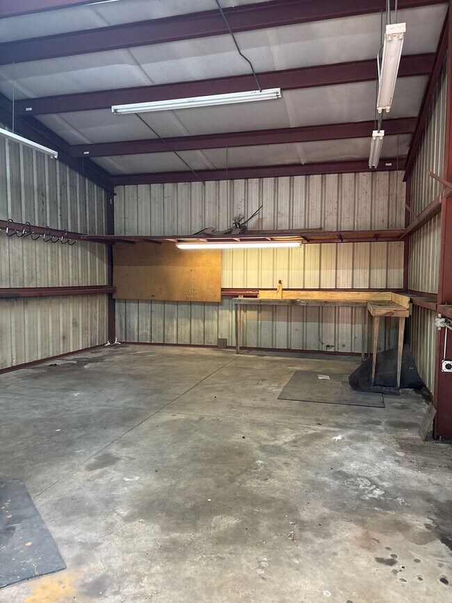 Building Photo - Spectacular