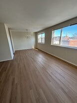 Building Photo - 887 Farmington Ave