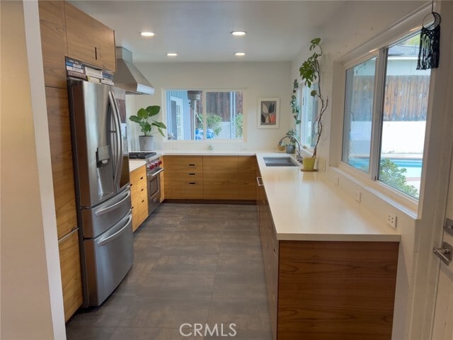 Building Photo - 462 Crestvale Dr