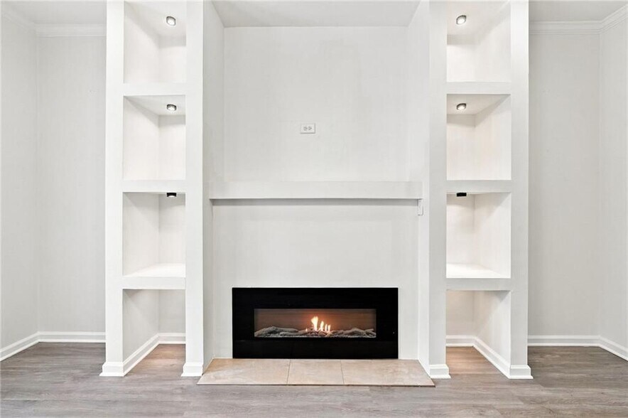 Building Photo - 1465 Liberty Pkwy NW
