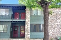 Building Photo - 1304 Mariposa Dr