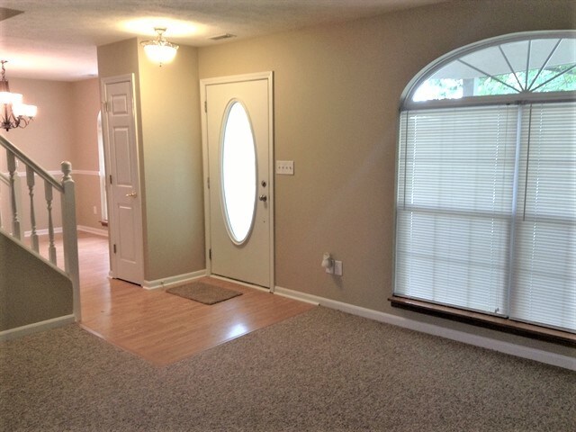 Building Photo - 6739 Dorchester Dr