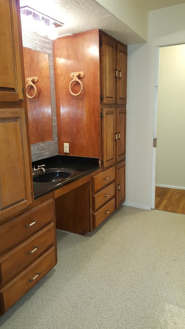 Building Photo - Located in Lawndale!!! 3bedrooms 1bath 1 c...