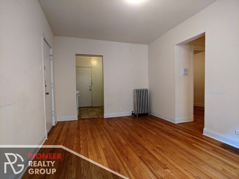 Building Photo - 2615 N Spaulding Ave