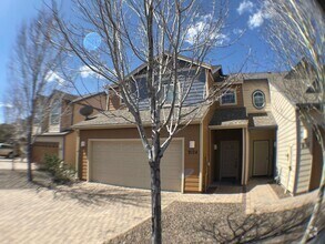 Building Photo - COMING SOON! Spacious 3-bedroom Townhouse ...