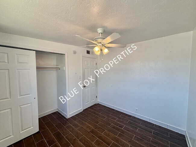 Building Photo - 7329 E 28th Pl