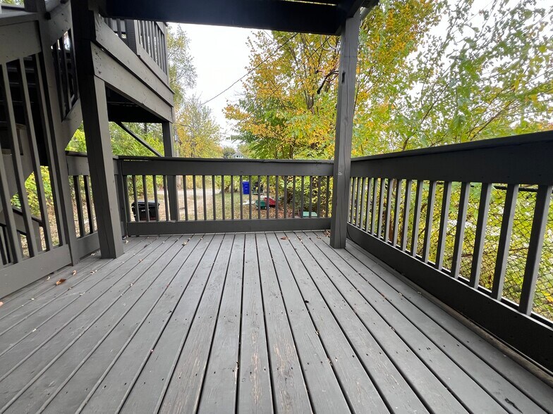 Building Photo - 1945 W Bethune St