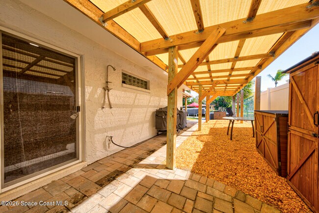 Building Photo - 30 Westview Ln