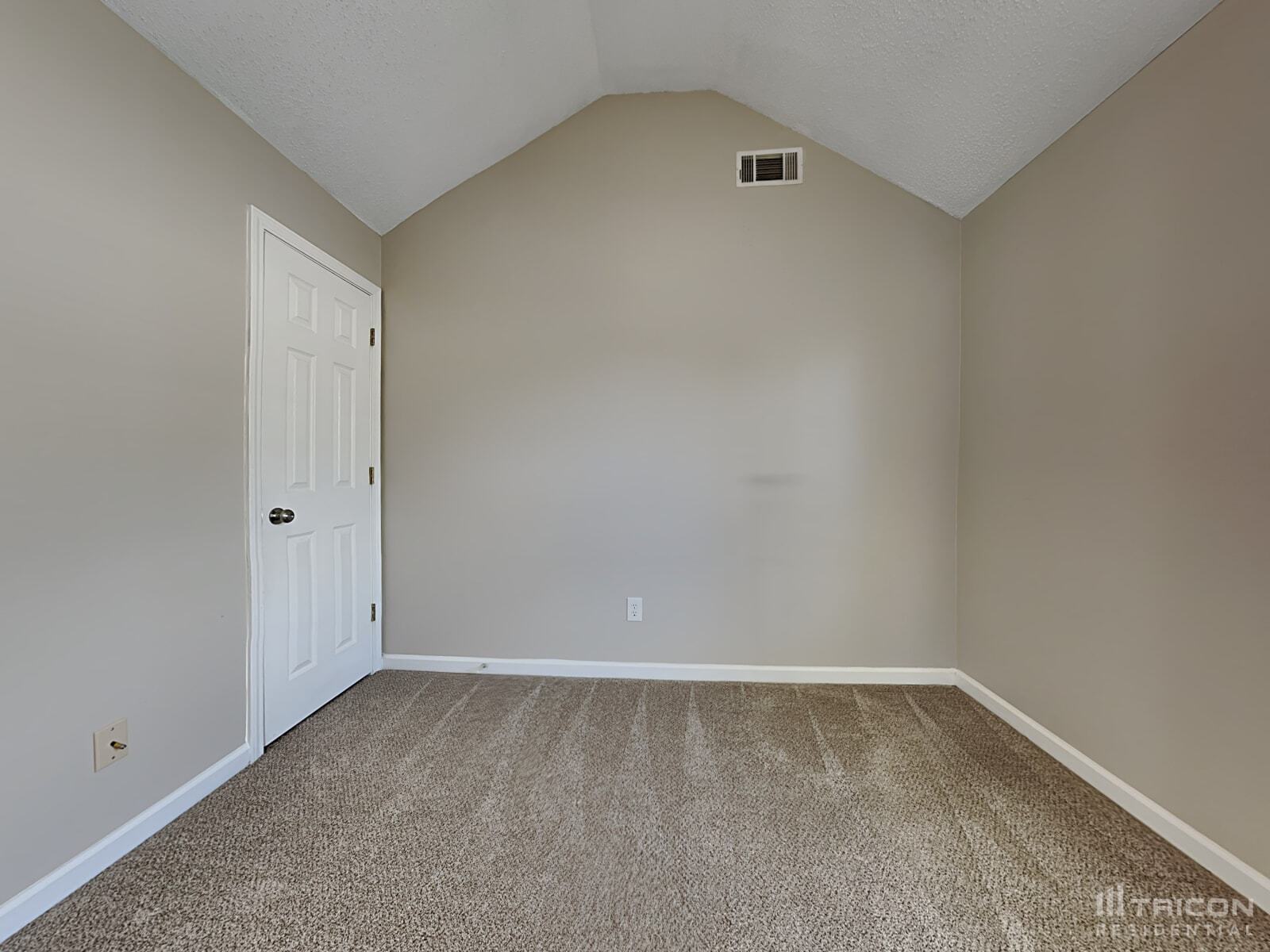 Building Photo - 4265 Reserve Hill Crossing