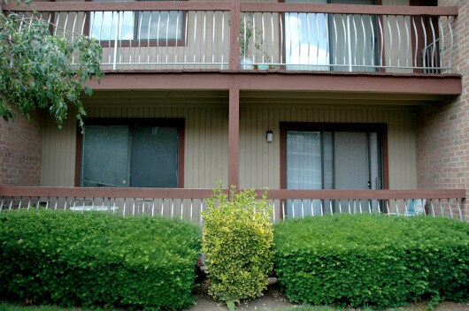 Building Photo - 403 Edison Glen Ter