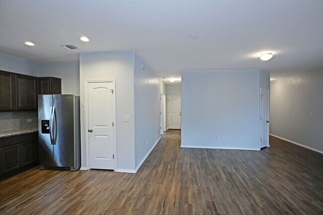 Building Photo - 133 Buttercup Bnd