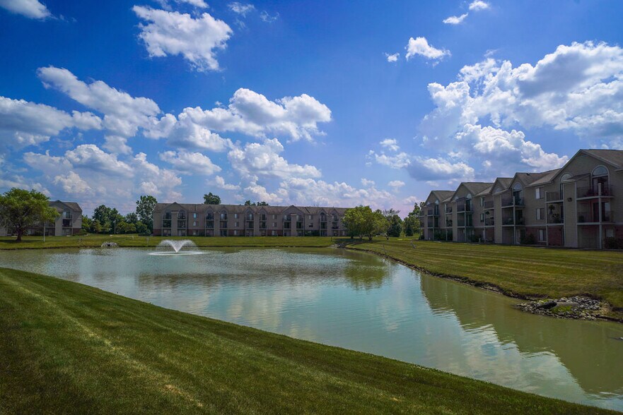 Dupont Lakes Apartments 3302 Vantage Point Dr Fort Wayne IN 46825