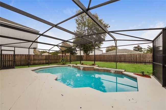 Building Photo - 4355 Pembridge Ave