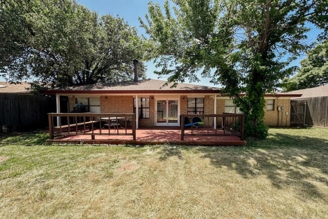 Building Photo - Charming 4 Bedroom in Cooper ISD