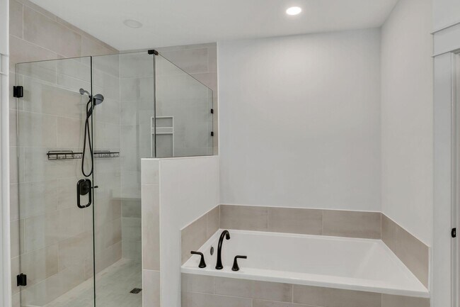 Building Photo - 6436 Kylito Cir