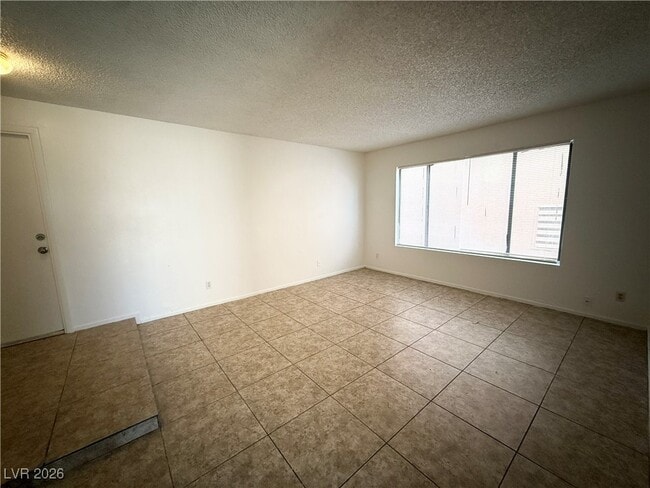 Building Photo - 129 Colbath St