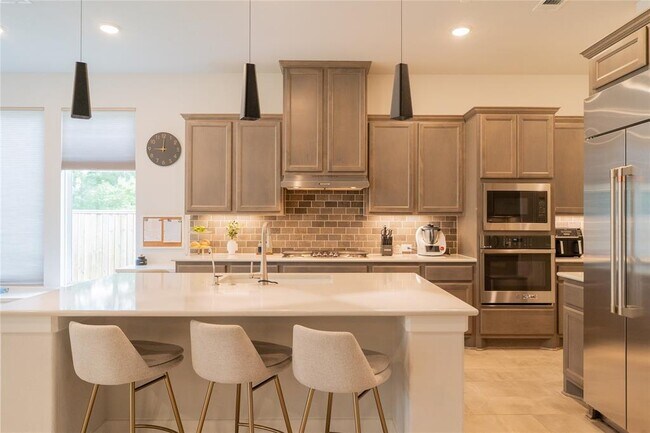 Building Photo - 96 Madrone Terrace Pl