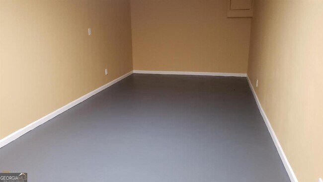 Building Photo - 513 Cotillion Ct