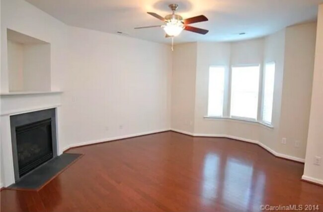 Building Photo - 5699 Stafford Rd