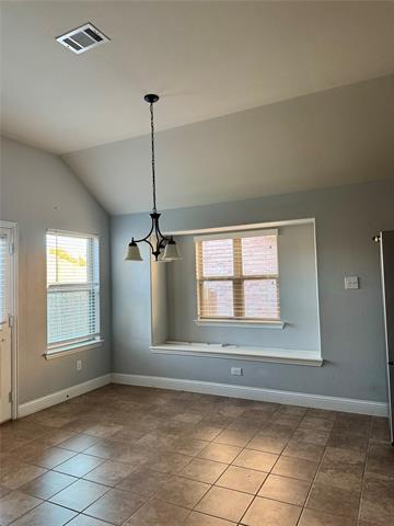 Building Photo - 667 Sharpley Dr