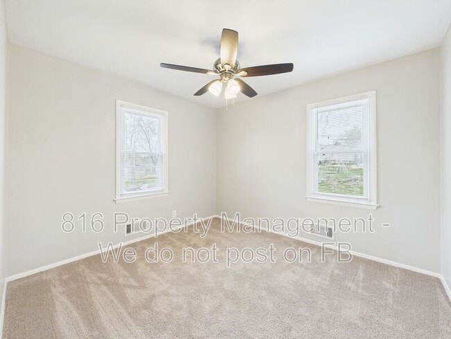 Building Photo - 4834 Evanston Ave