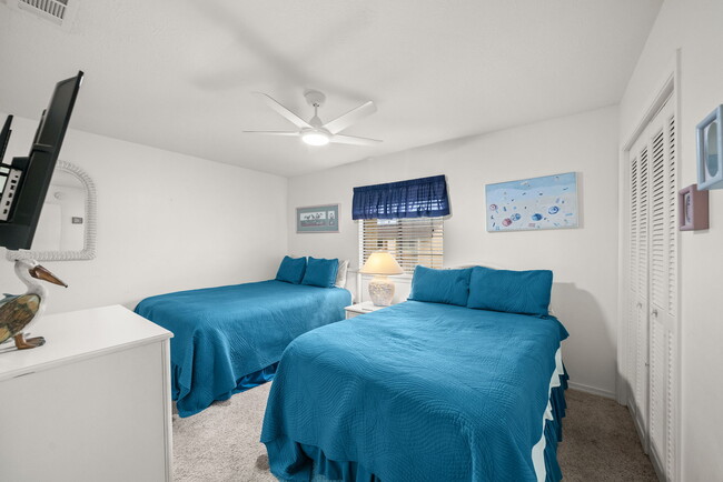 Building Photo - 133 W Leslie Ln