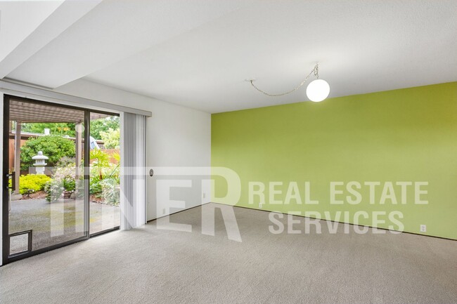 Building Photo - 4730 Clothier Way