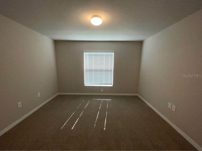 Building Photo - 22319 Walton Ave