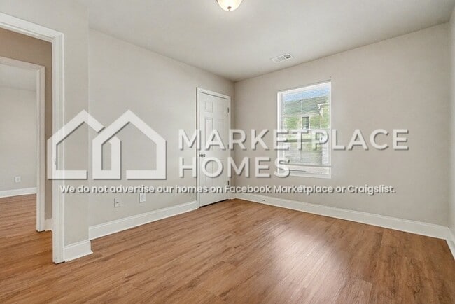 Building Photo - 5974 Westchase St