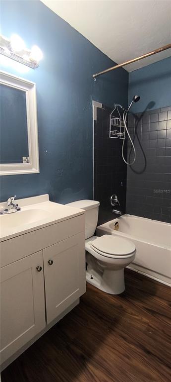 Building Photo - 2640 SW 31st Pl