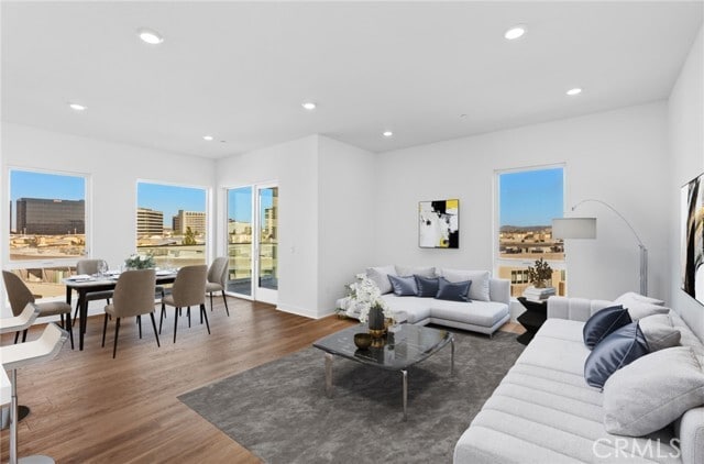 Building Photo - 3600 Rivington