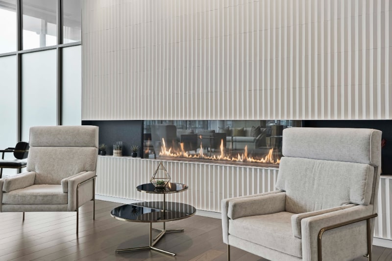 Building Photo - 213 W Hubbard St