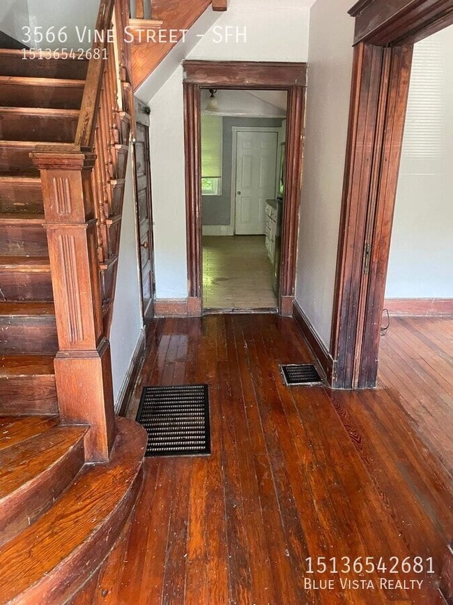 Building Photo - 3566 Vine St