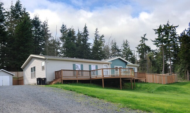 Building Photo - 3151 N Shadowbrook Ln