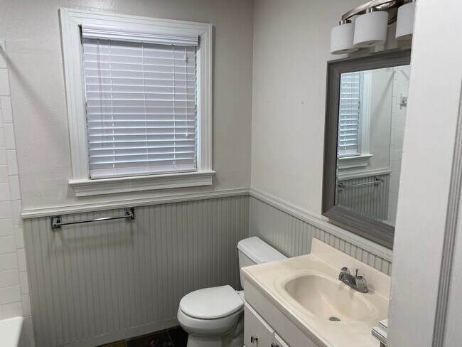 Building Photo - 6348 Llano Ave